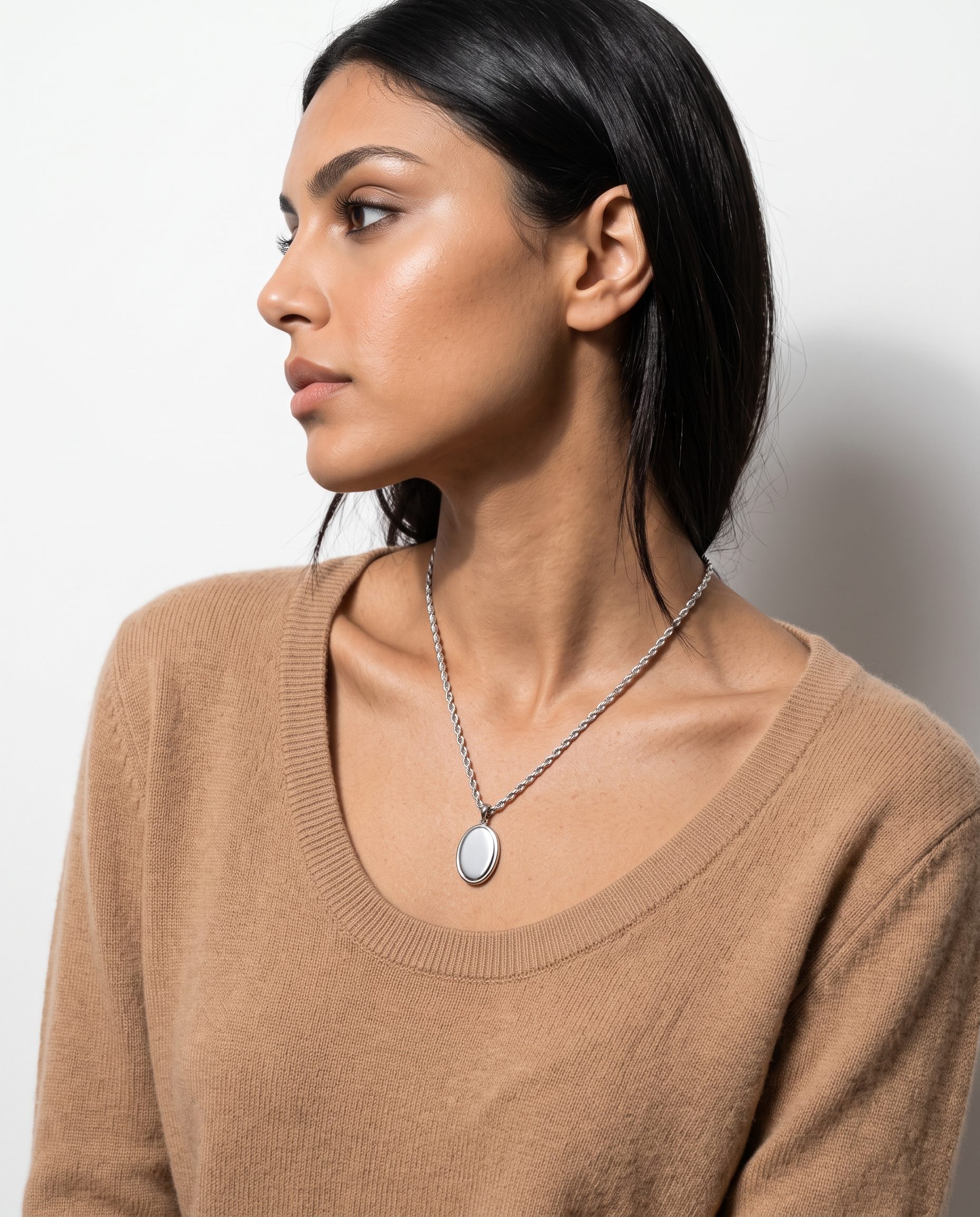 White Lux jewelry photography example 9