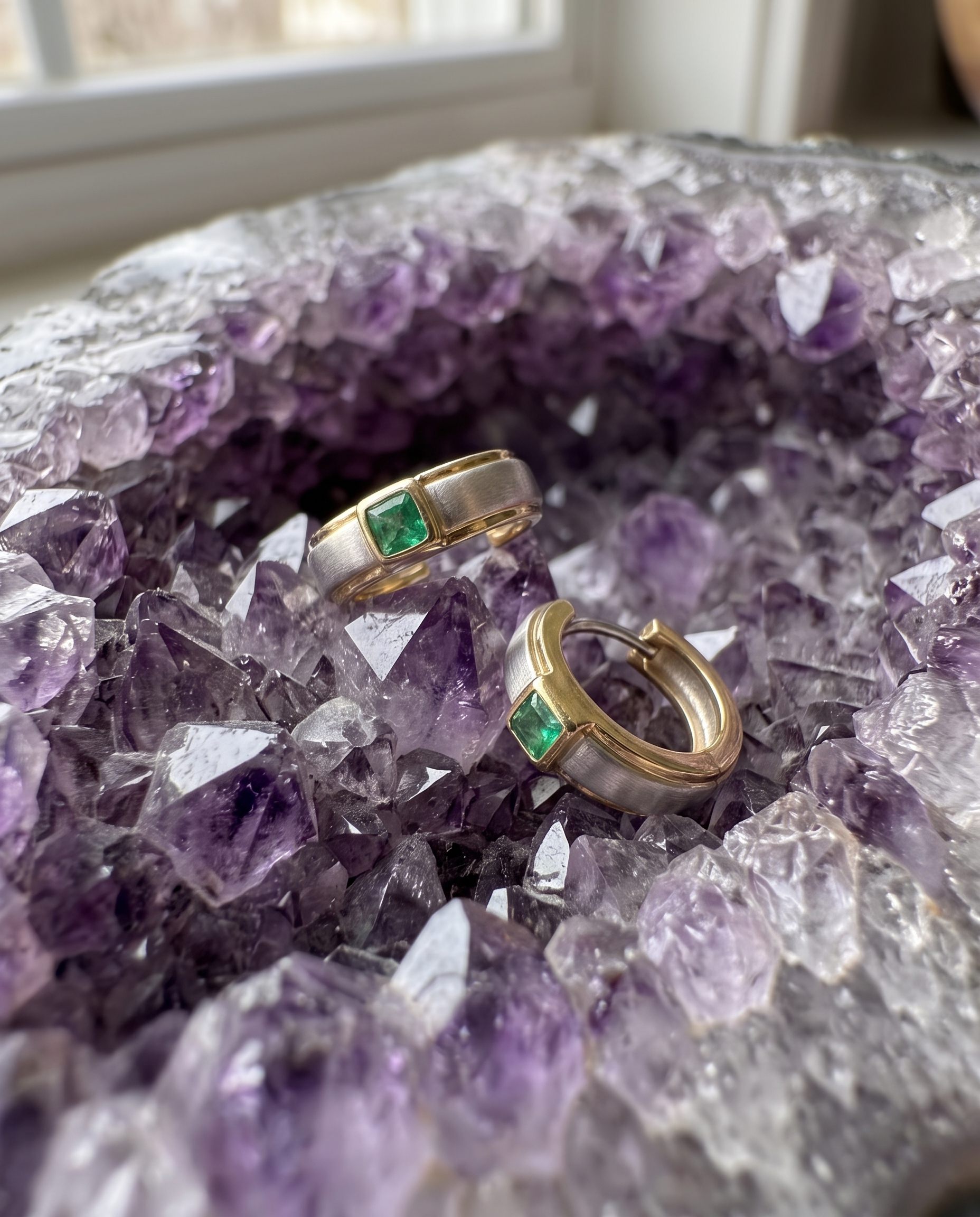 Angled Mineral jewelry photography example 9