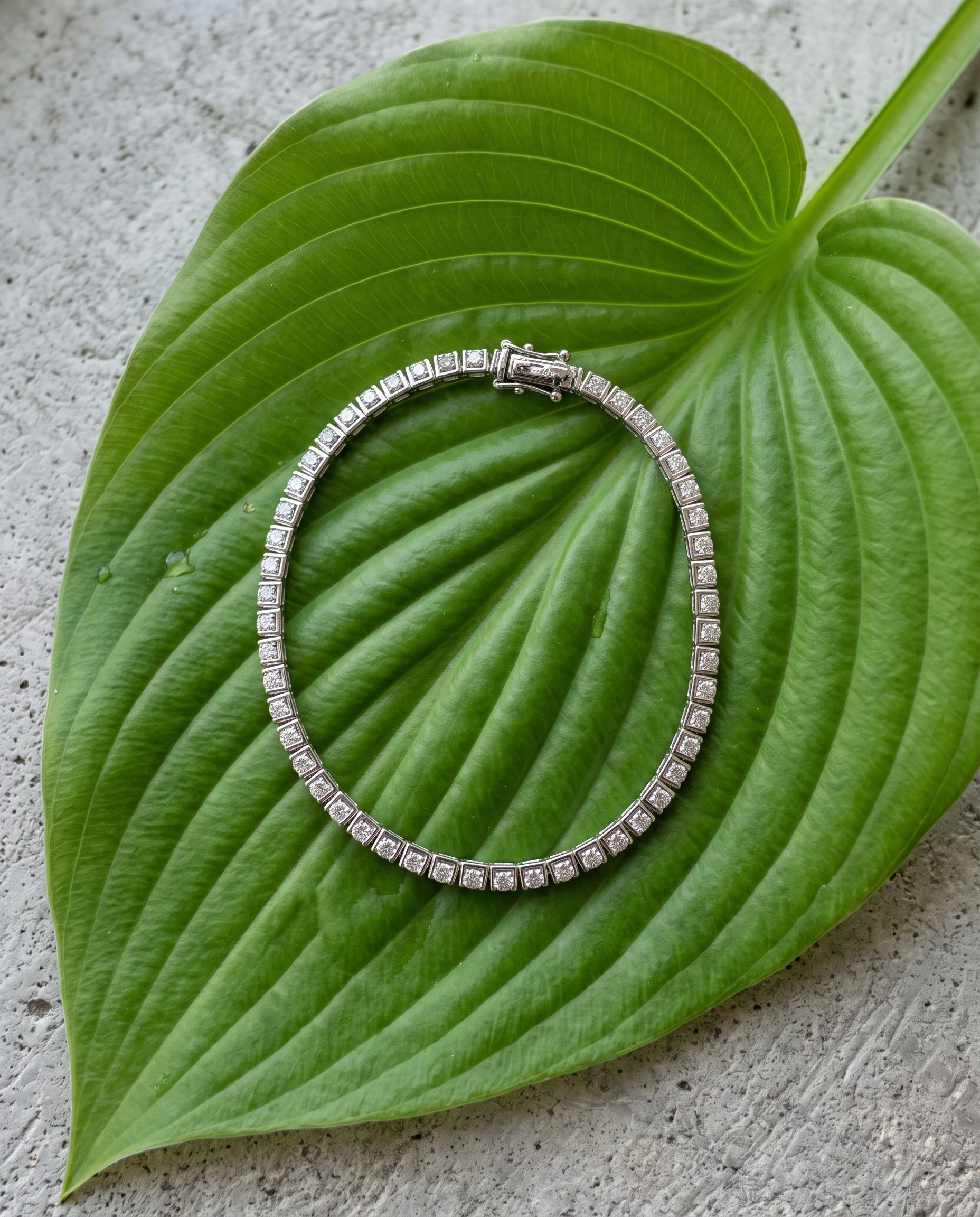 Flower Date jewelry photography example 16