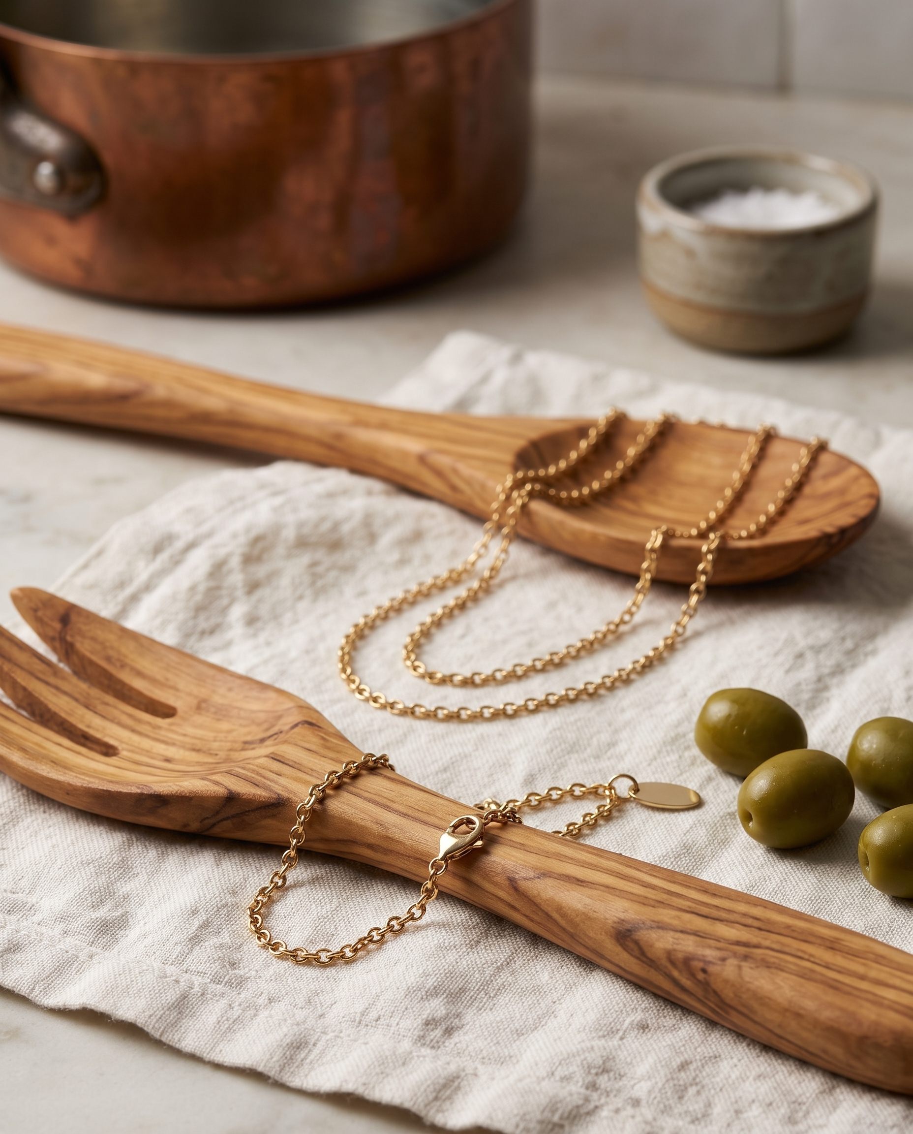 Object Depth jewelry photography example 14