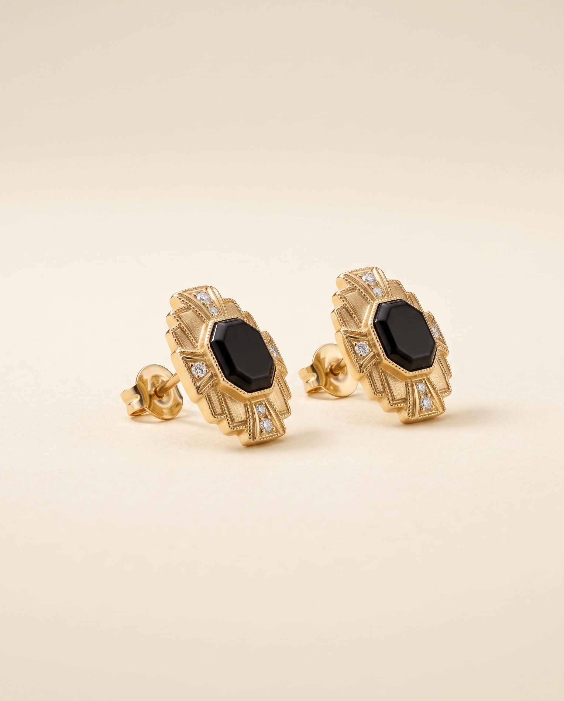 Seamless Pure jewelry photography example 11